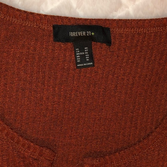 Orange Fitted Ribbed T-shirt ❄️🎁 - Picture 2 of 3